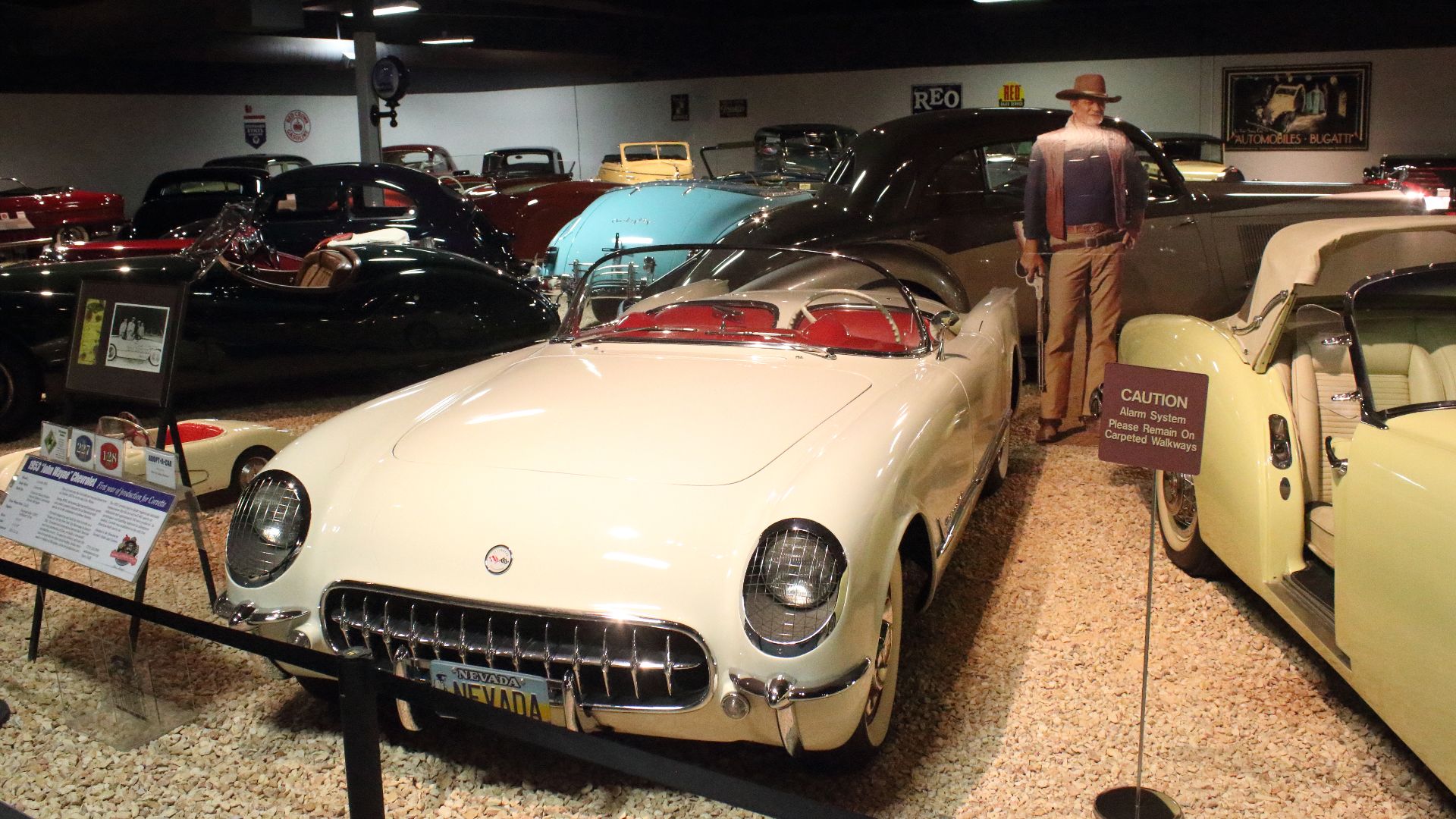 File:1953 Chevrolet Corvette Convertible owned by John Wayne.jpg