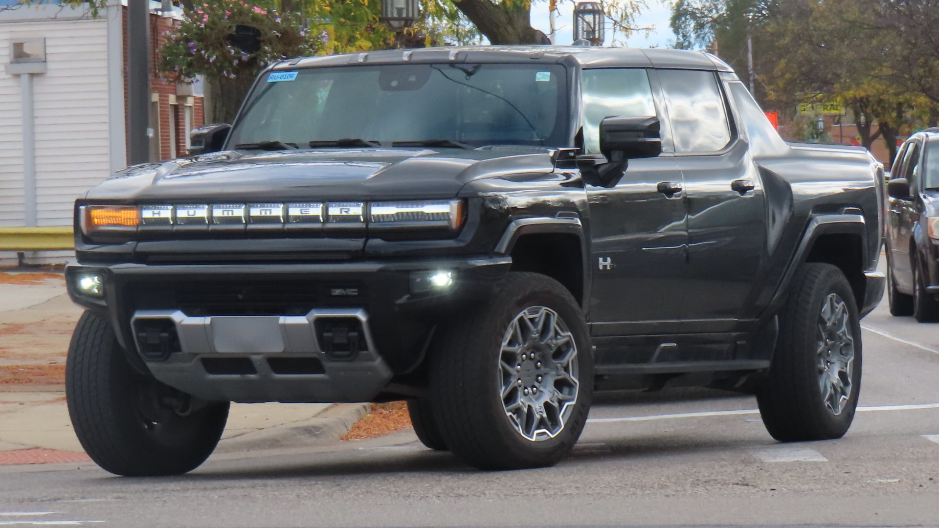 File:2022 GMC Hummer EV Truck (Black).jpg