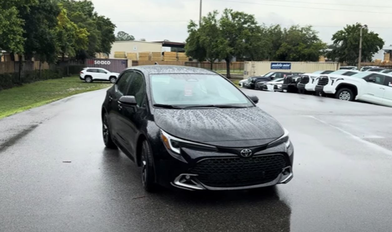 2025 Toyota Corolla Hatchback XSE ($28,175)