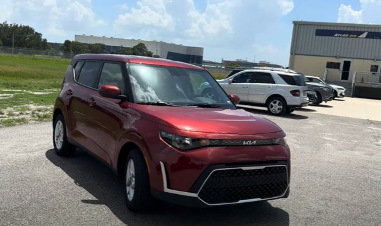 2025 Kia Soul LX ($20,490)
