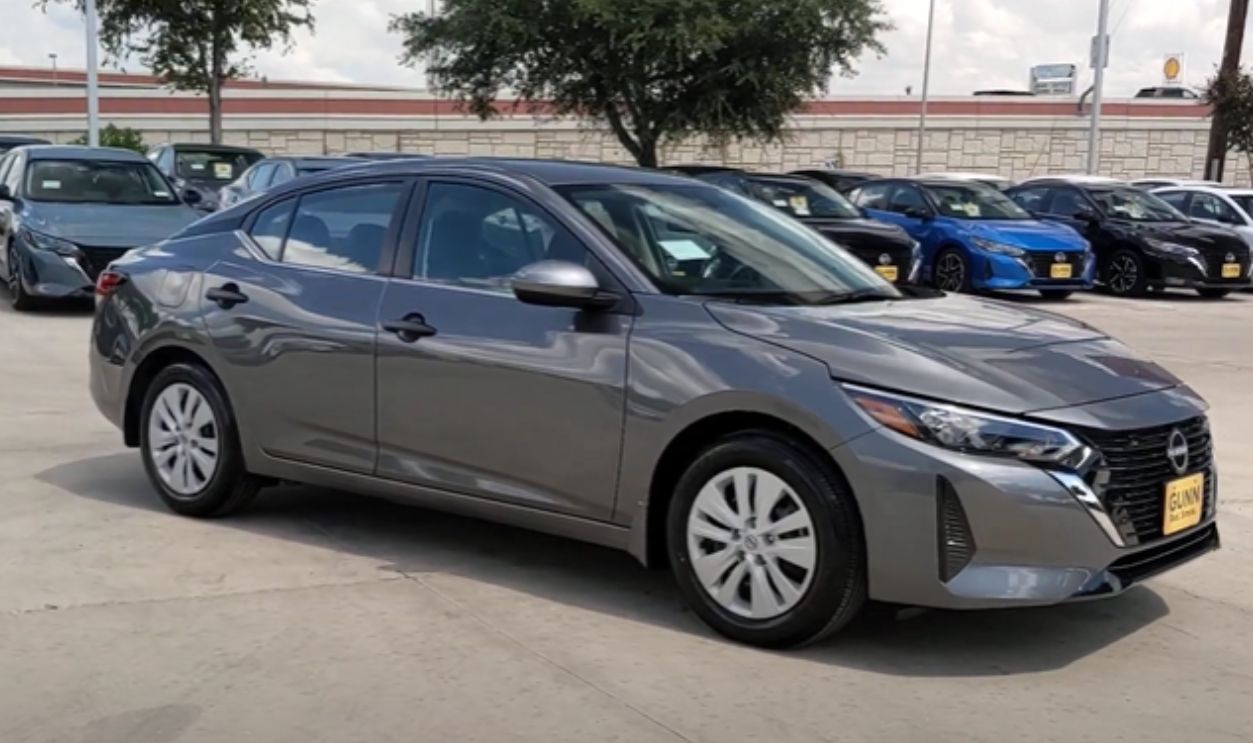 2025 Nissan Sentra S ($21,590)