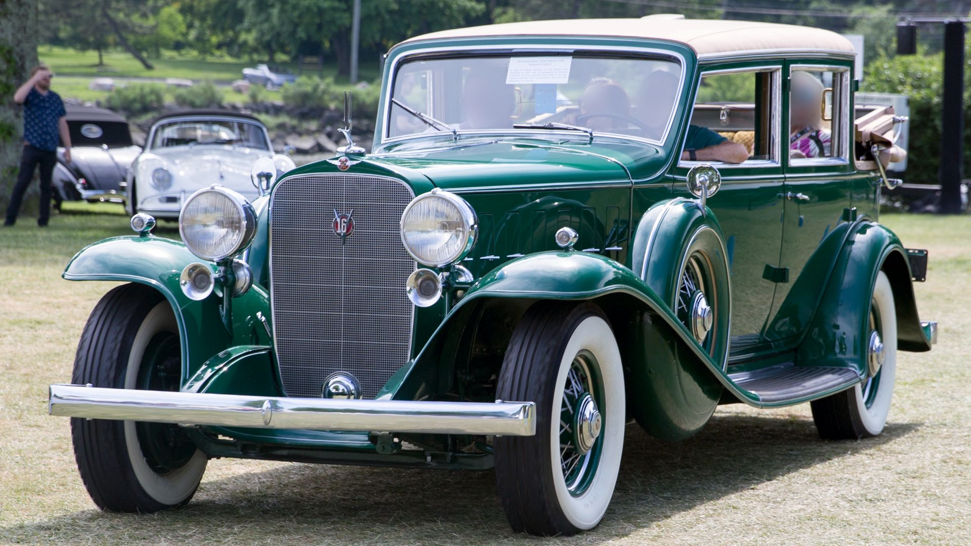 File:1932 Cadillac V-16 Series 452-B Madame X Imperial Cabriolet, front left (Greenwich 2024).jpg