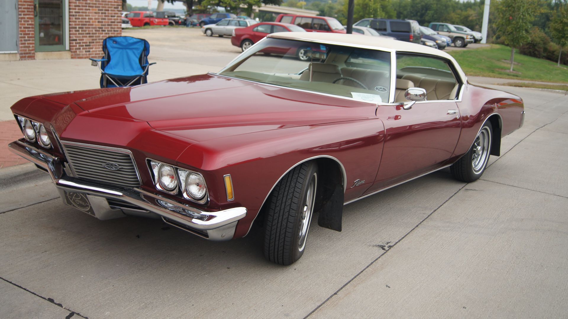 File:1971 Buick Riviera (15117991390).jpg