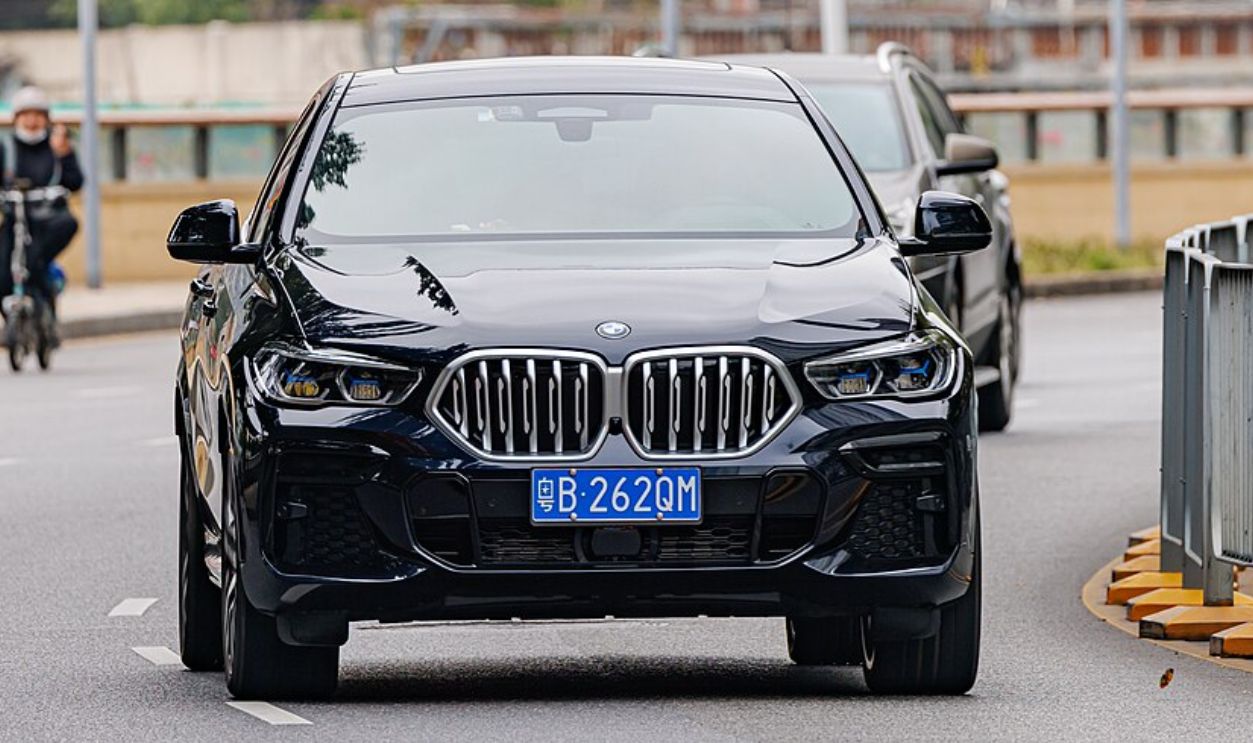 7. BMW X6