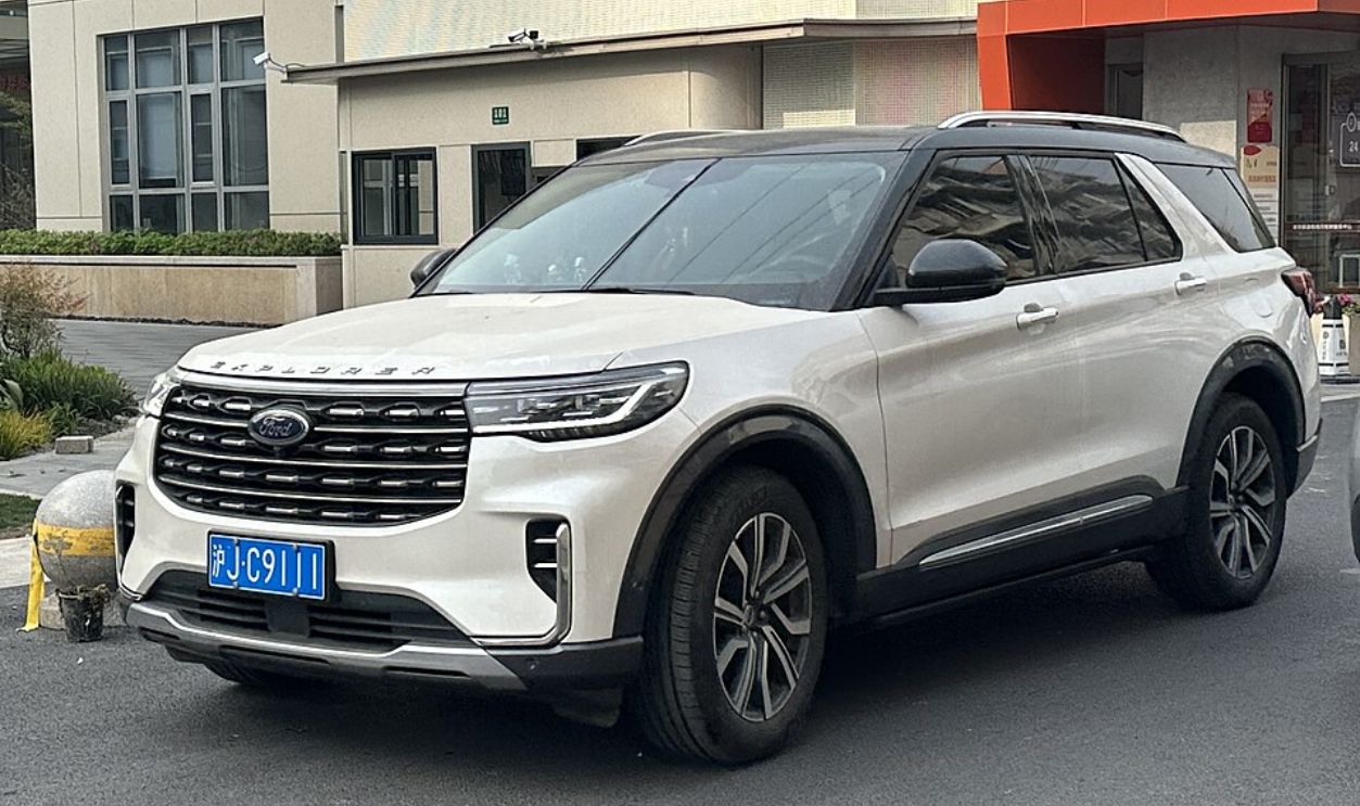 21. Ford Explorer