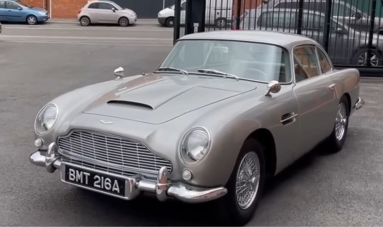 Aston Martin DB5 