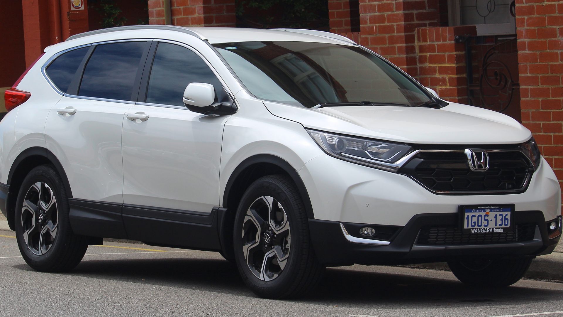 File:2018 Honda CR-V (RW MY18) +Sport 2WD wagon (2018-10-22) 01.jpg