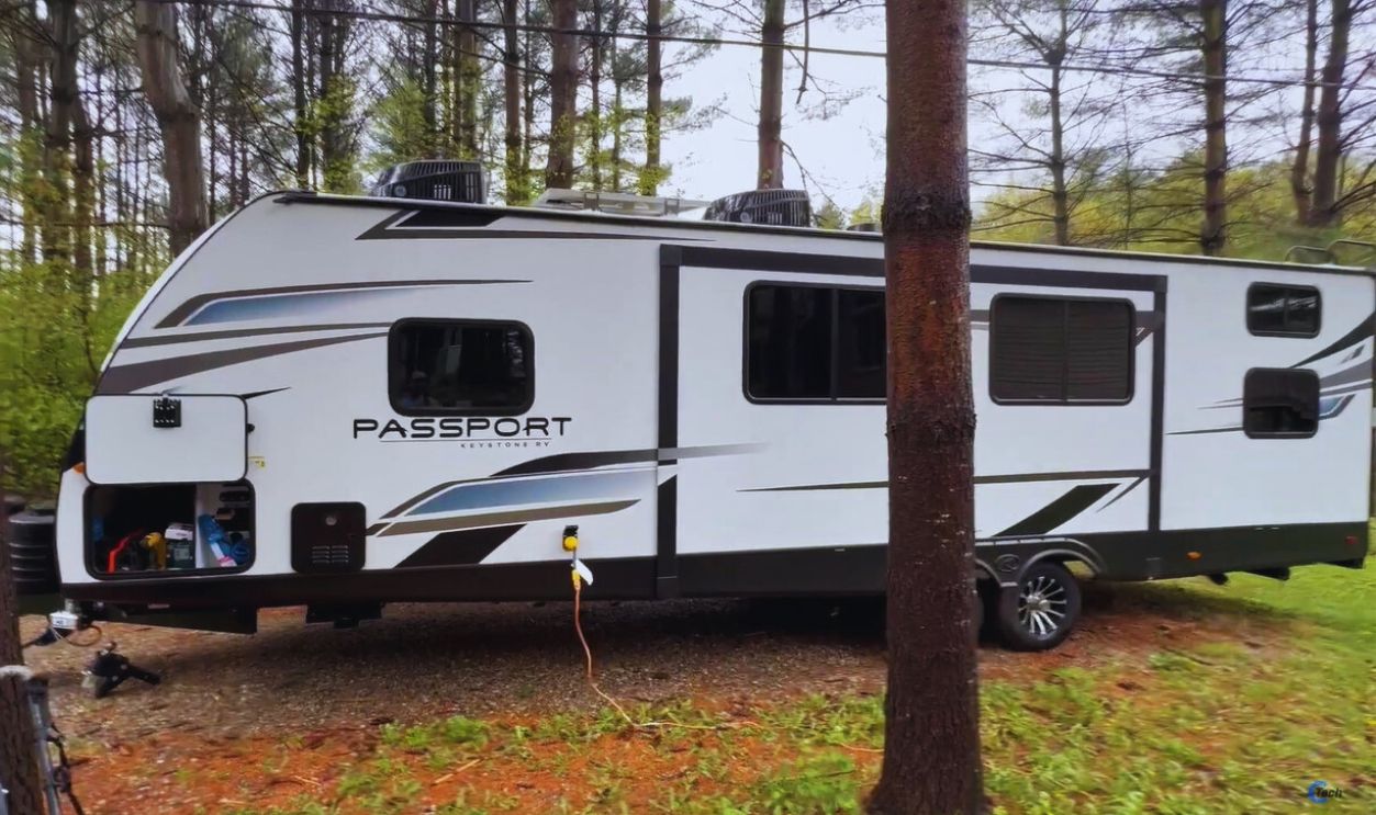 Keystone Passport GT 2951BH