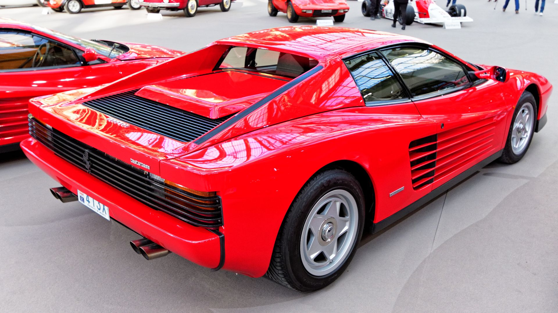 File:Paris - Bonhams 2016 - Ferrari Testarossa coupé - 1987 - 002.jpg