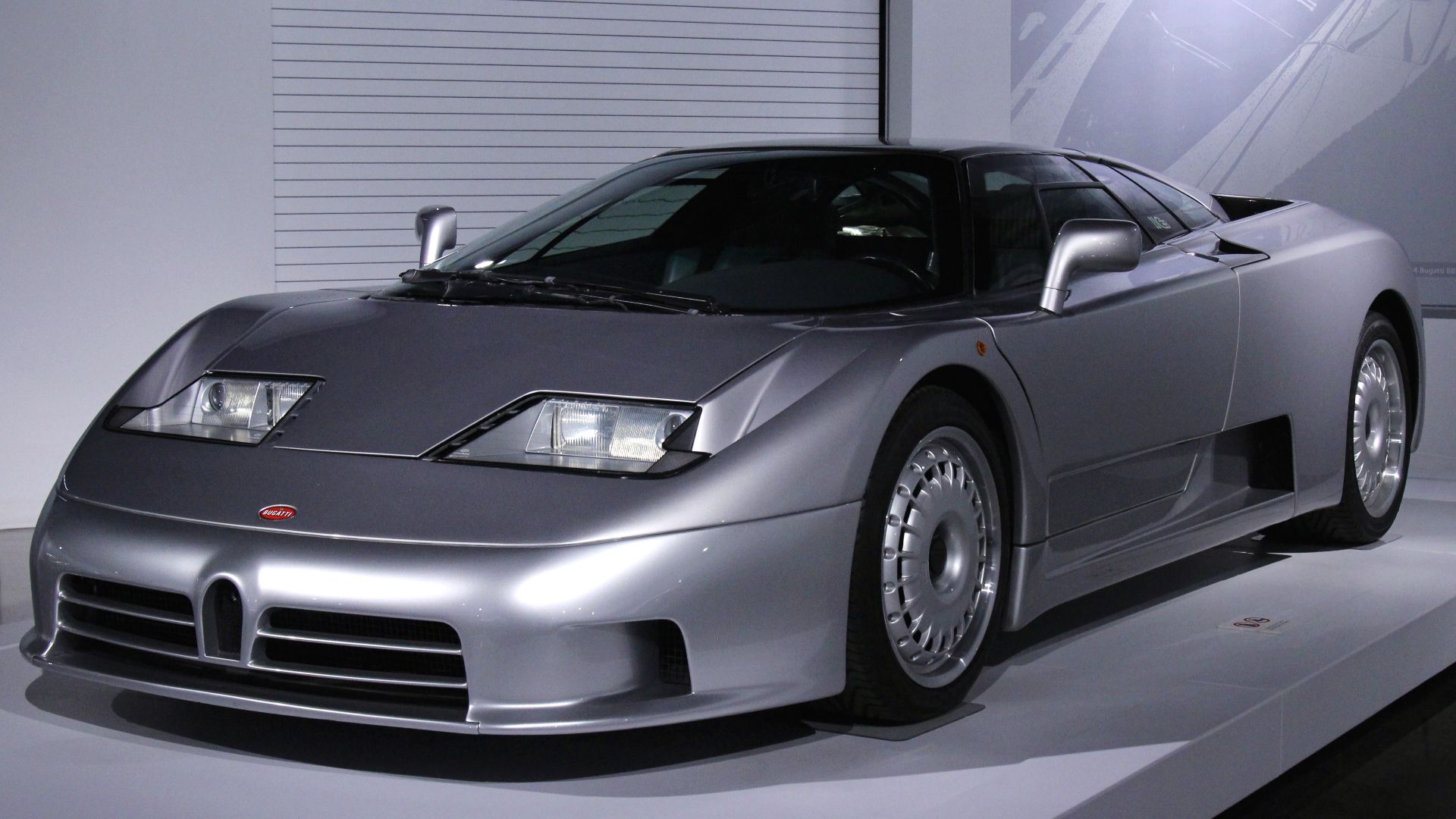 File:1994 Bugatti EB-110 (33926898784).jpg