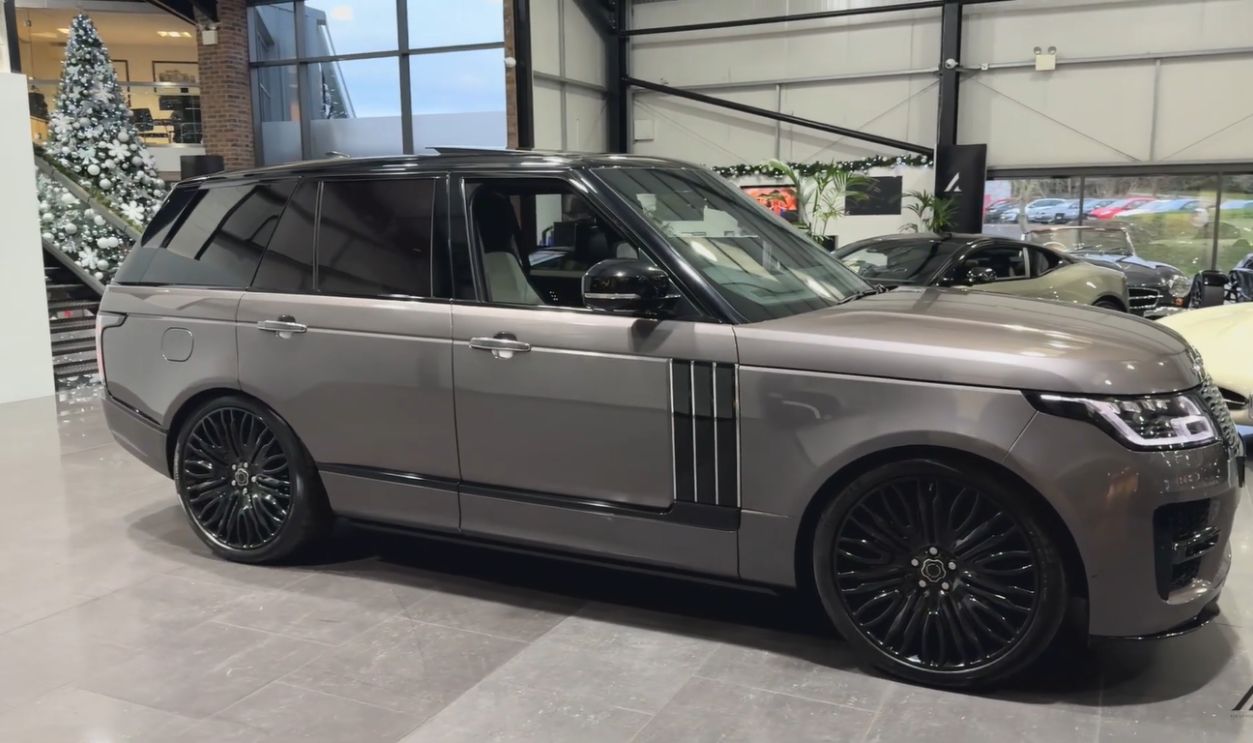 Range Rover SVAutobiography