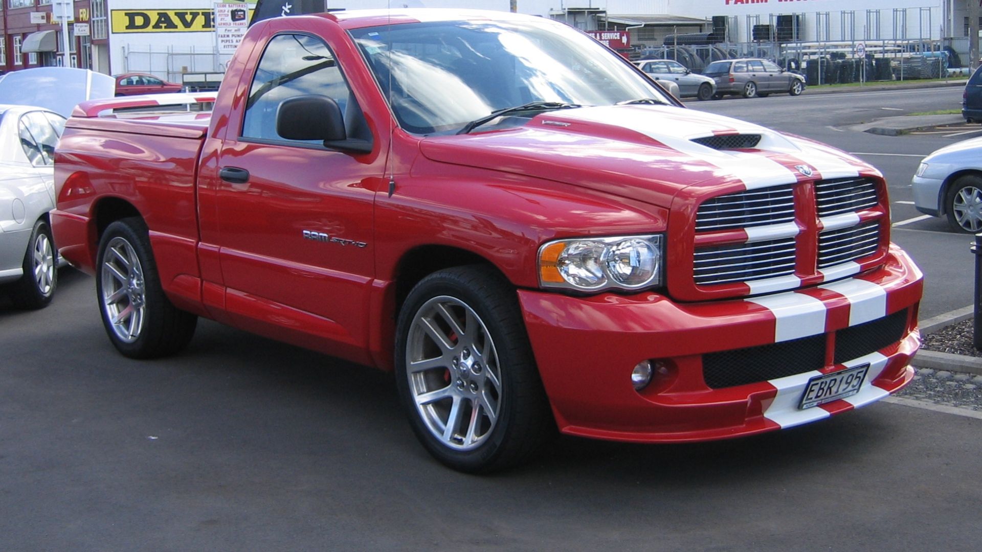 File:Dodge Ram SRT-10.jpg