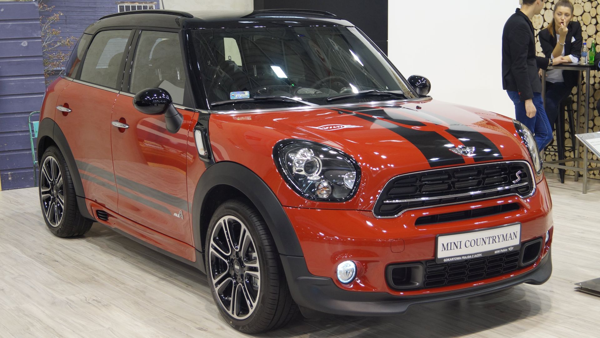 File:MINI Countryman (MSP16).jpg