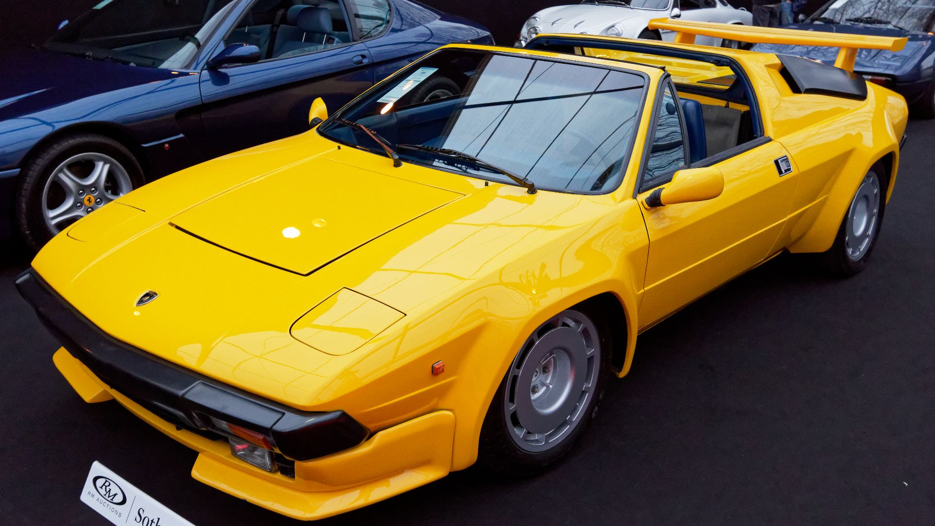 File:Paris - RM Sotheby’s 2018 - Lamborghini Jalpa - 1985 - 001.jpg