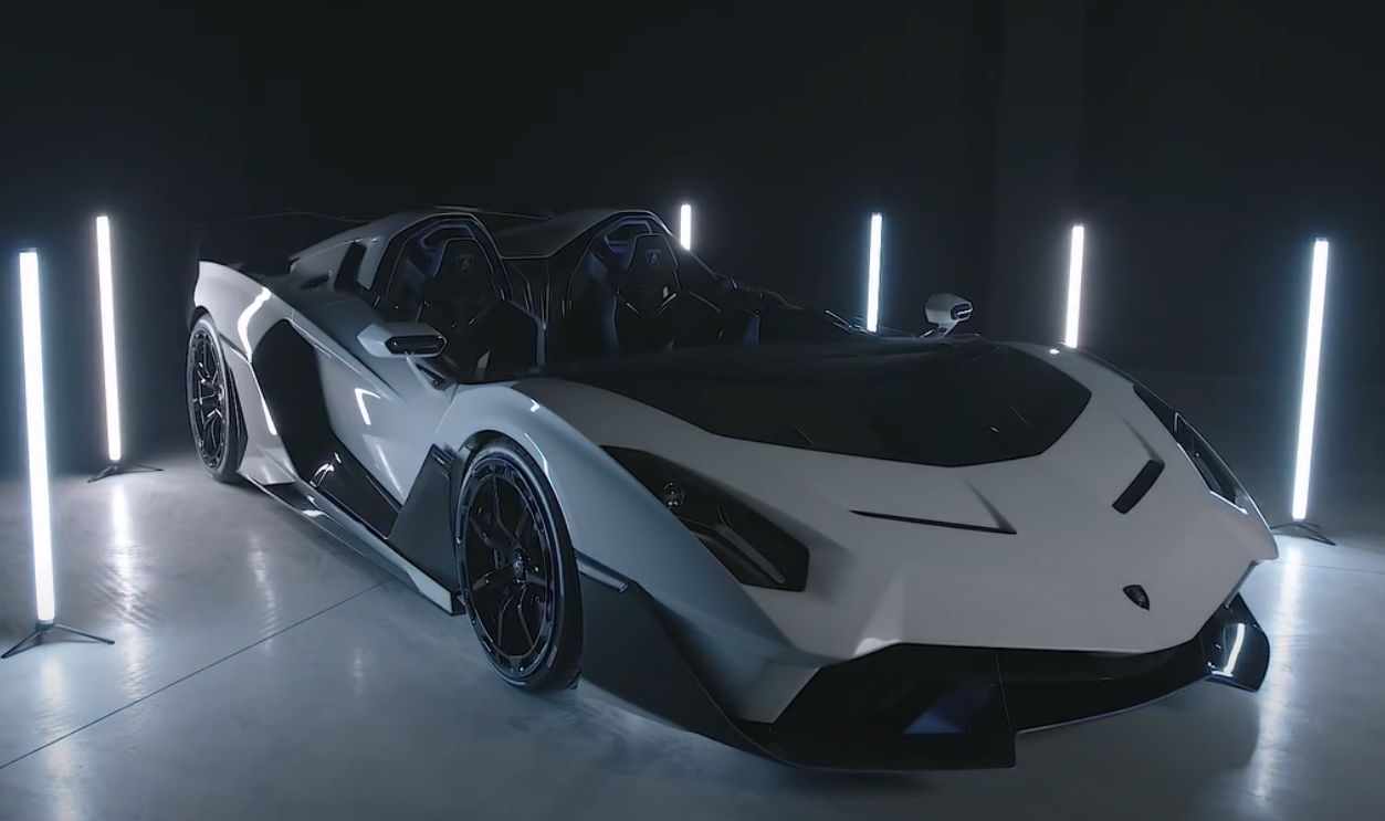 Lamborghini SC20 (220+ mph)