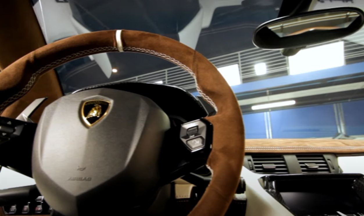 Lamborghini Aventador SV—Specs