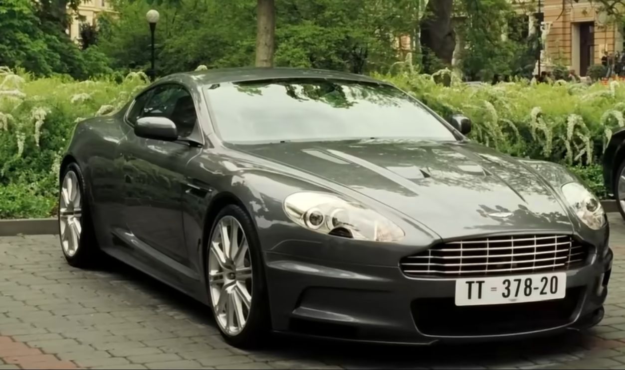 V12 Vanquish (2001–2007) (Cont.)