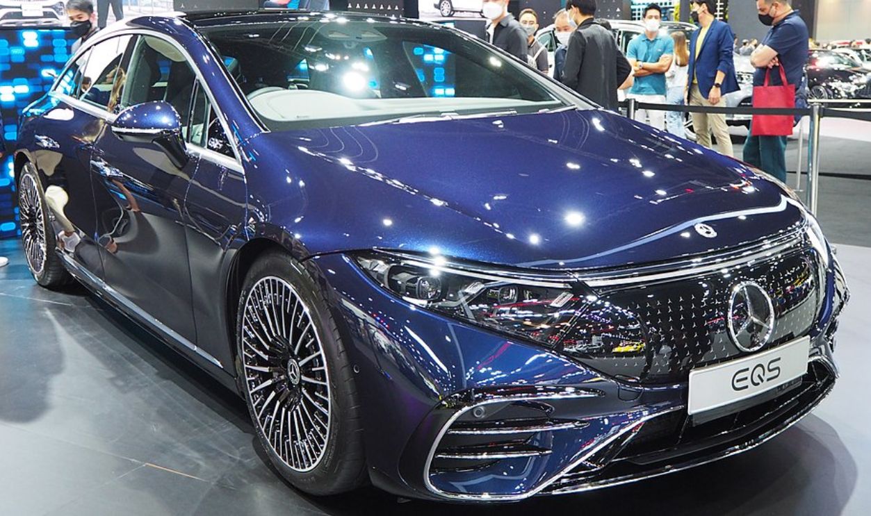 Mercedes-EQS 450+ (Cont.)