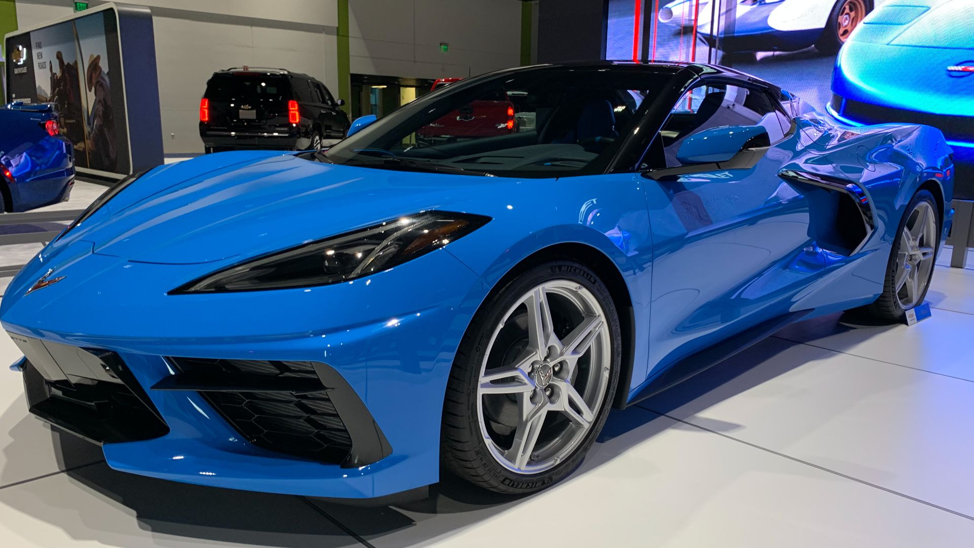 File:Chevrolet Corvette C8 Stingray blue.jpg