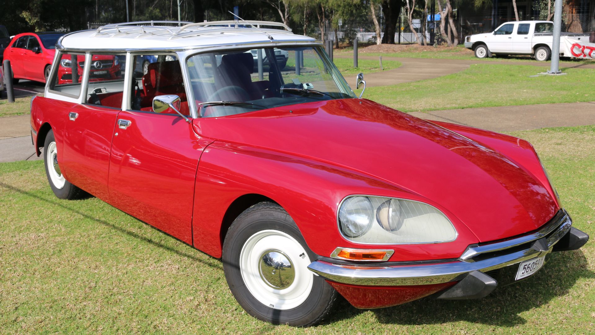 File:1974 Citroën DS 23 Safari station wagon (29008890306).jpg