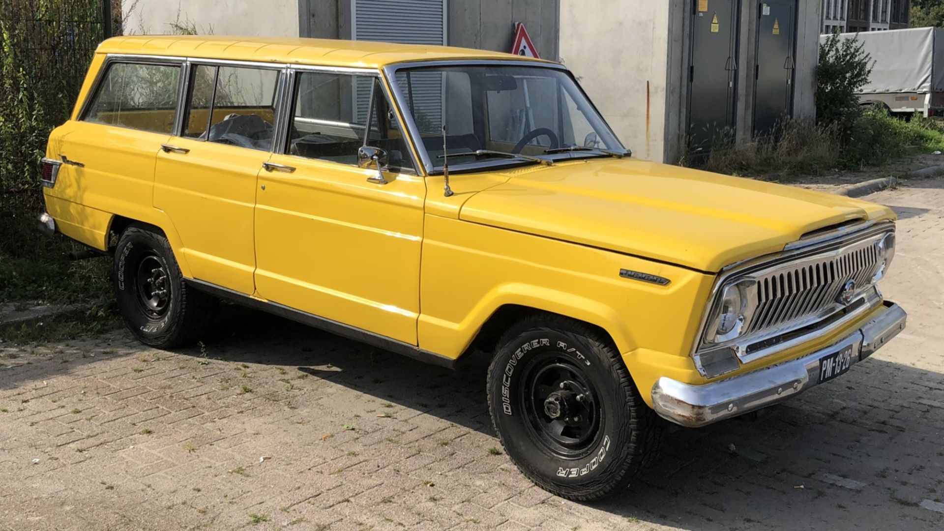 File:Jeep Wagoneer 1968.jpg
