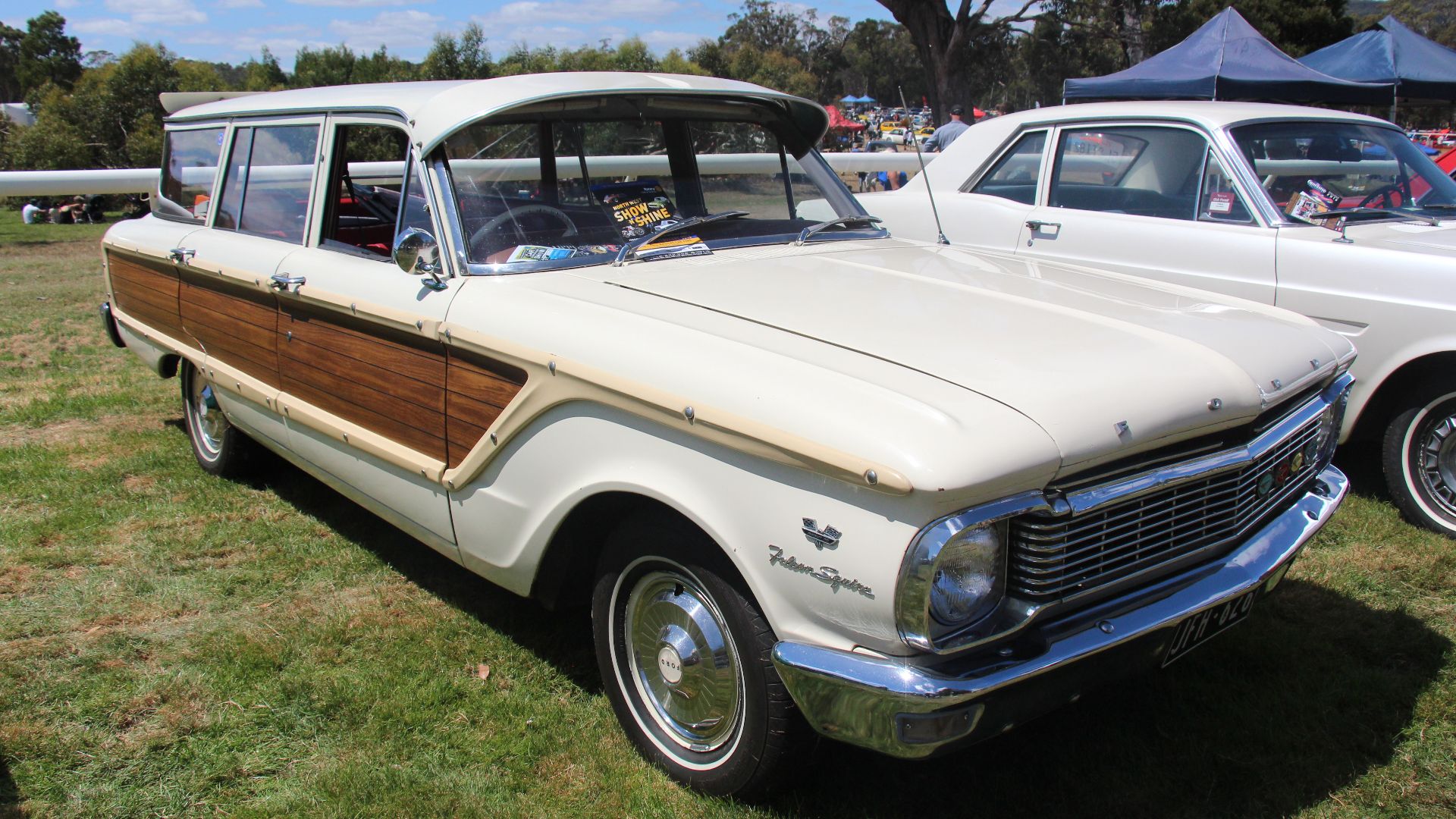 File:1965 Ford XP Falcon Squire Wagon (25088745972).jpg