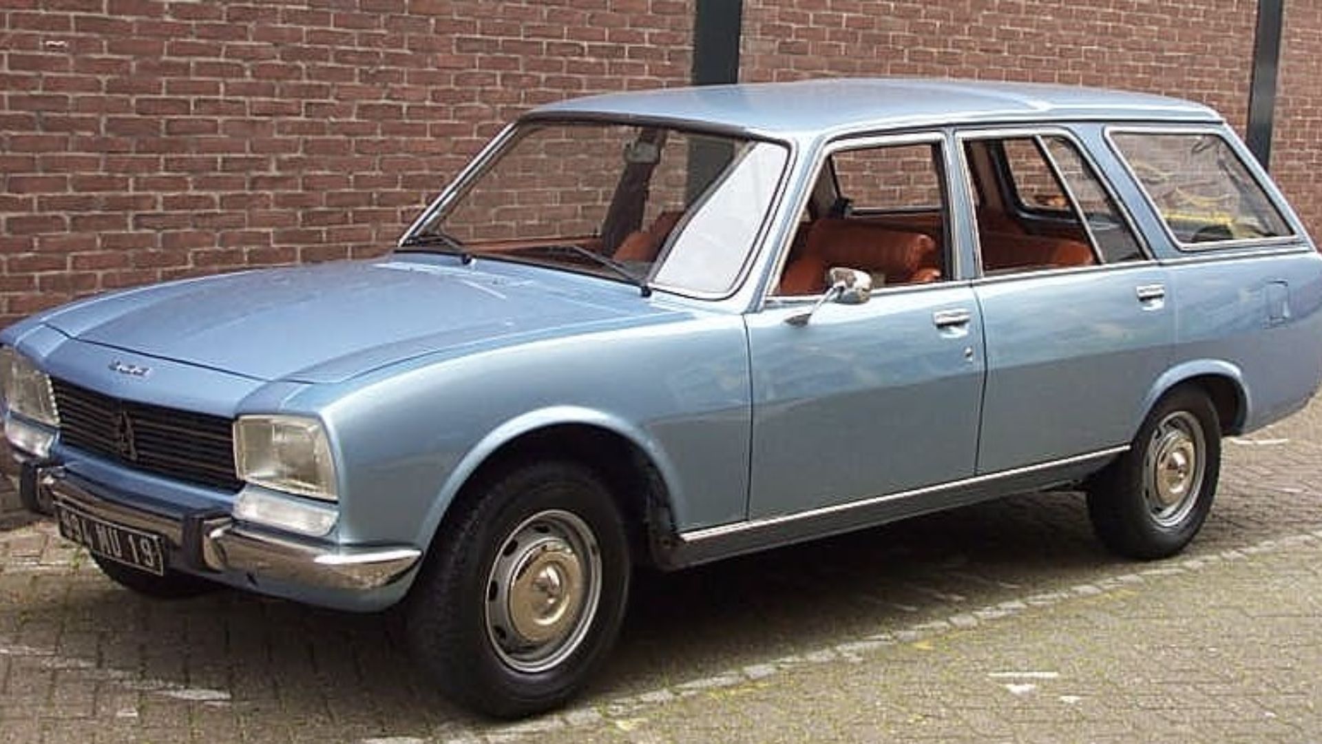 File:Peugeot 504 Break 1978.jpg