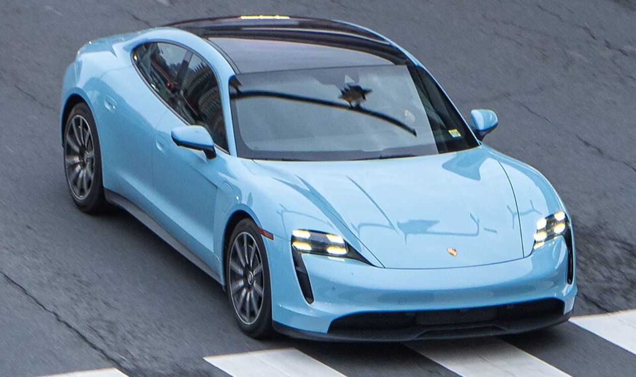 Porsche Taycan 