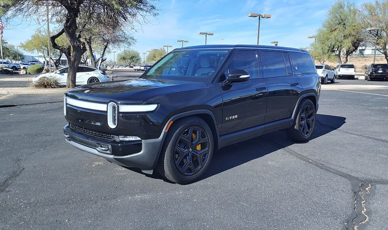 Rivian R1S Dual Max Battery (Cont.)