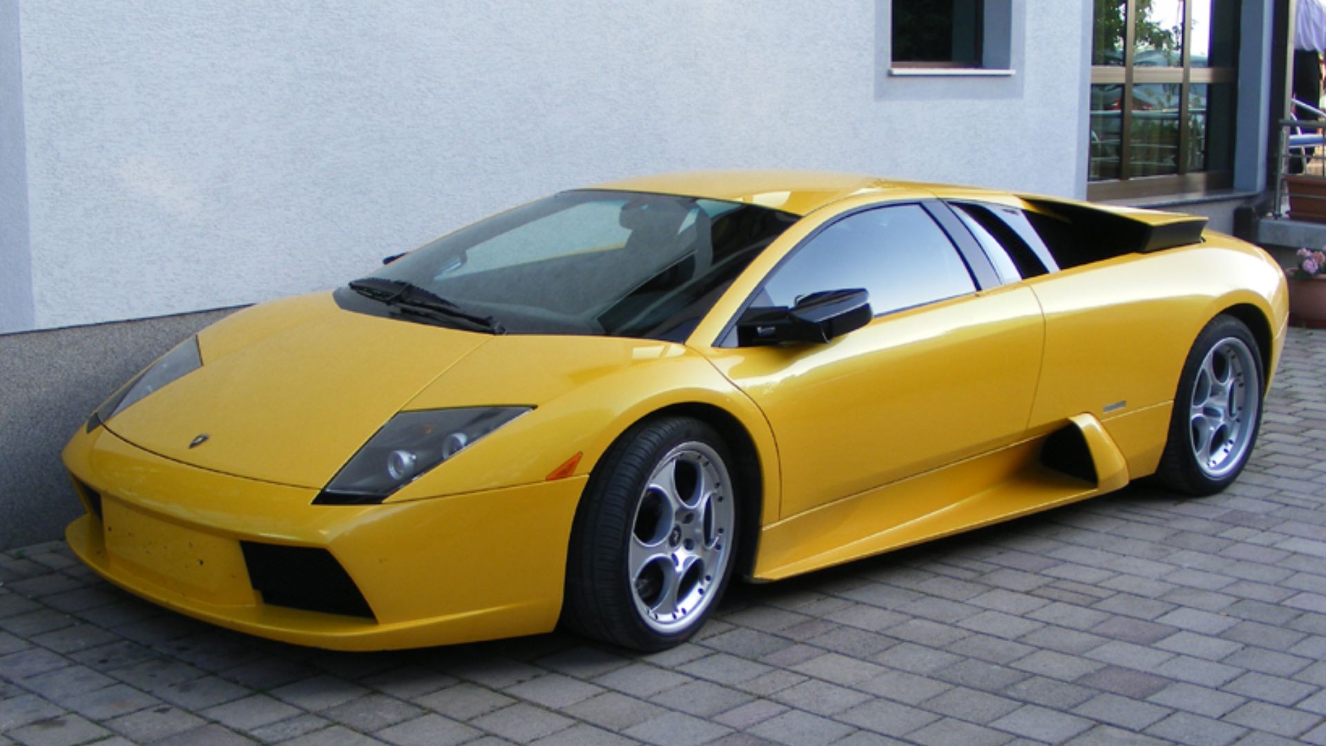 File:Lamborghini Murcielago front left2.jpg