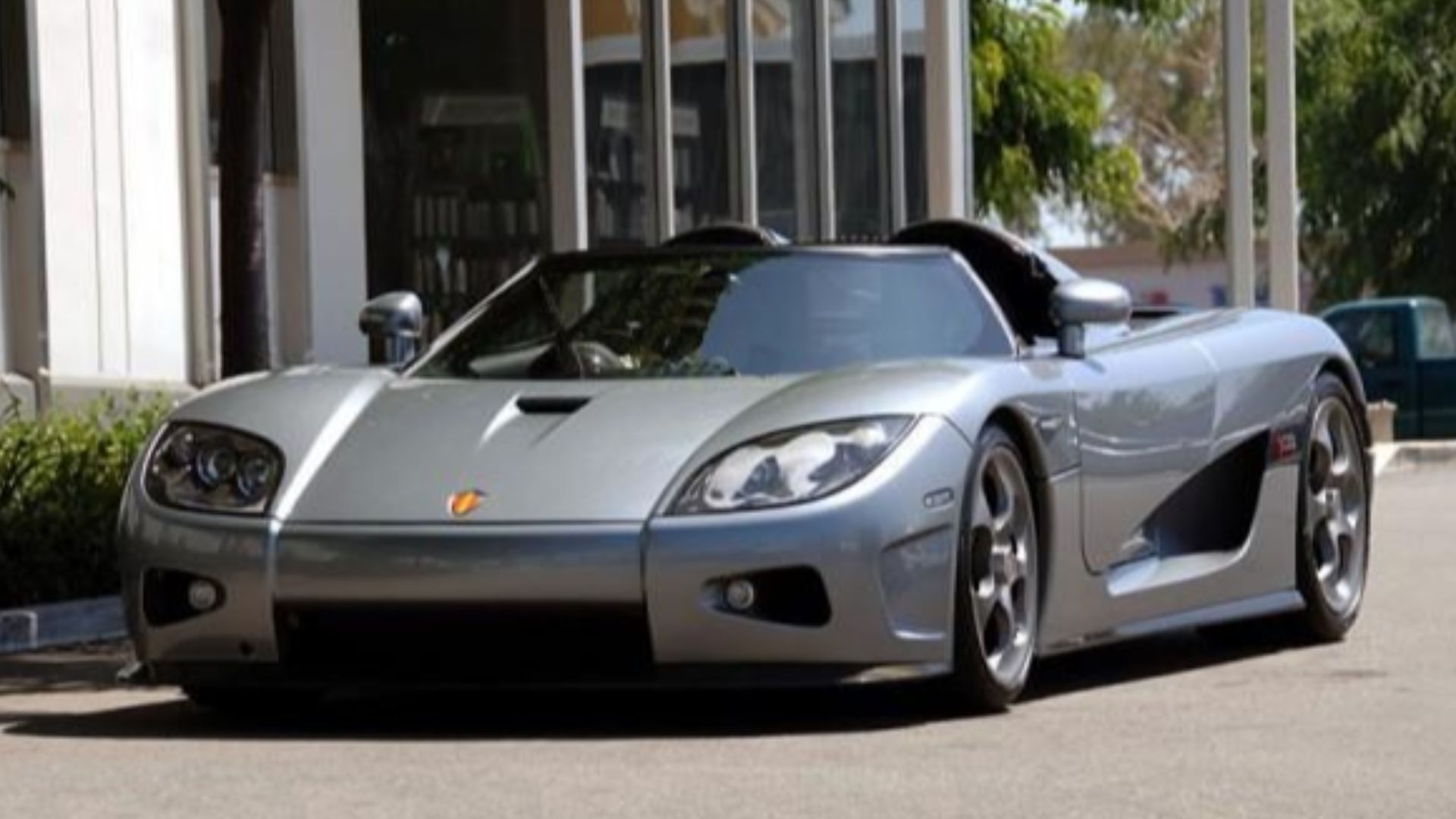 File:Koenigsegg CCX parked.jpg