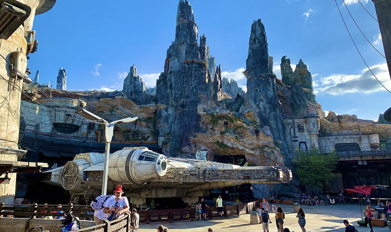 Star Wars Arrives, And The Chalet Falls