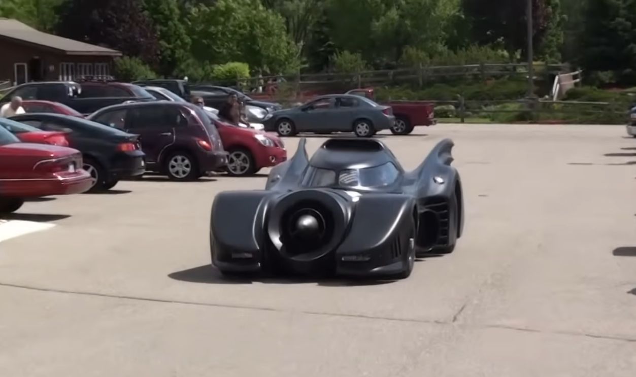 Batman (1989) / Batman Returns Batmobile