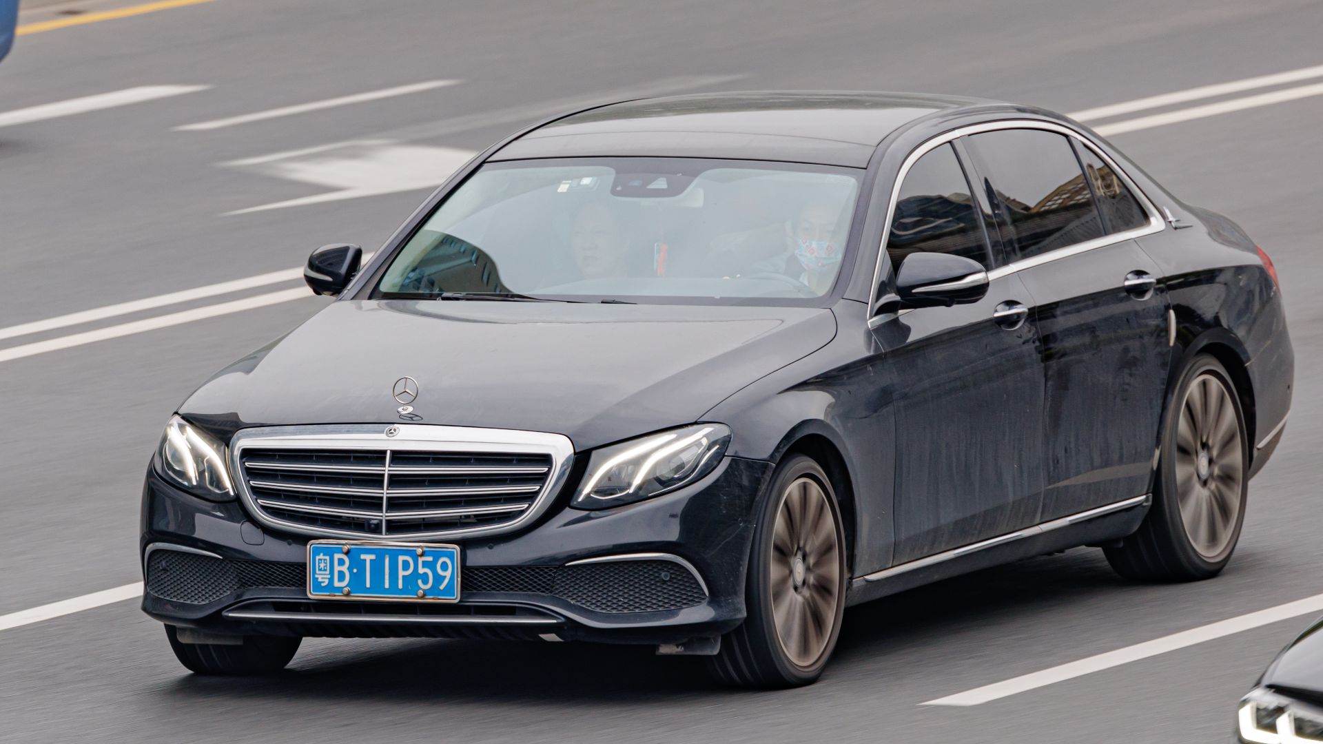 File:MERCEDES-BENZ E CLASS LWB (V213) China (19).jpg