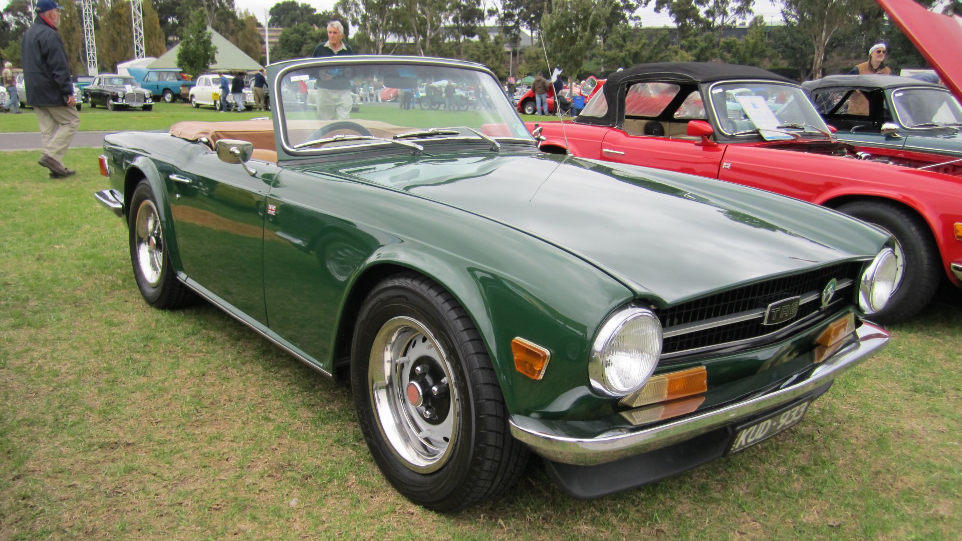 File:Triumph TR6 (2).jpg