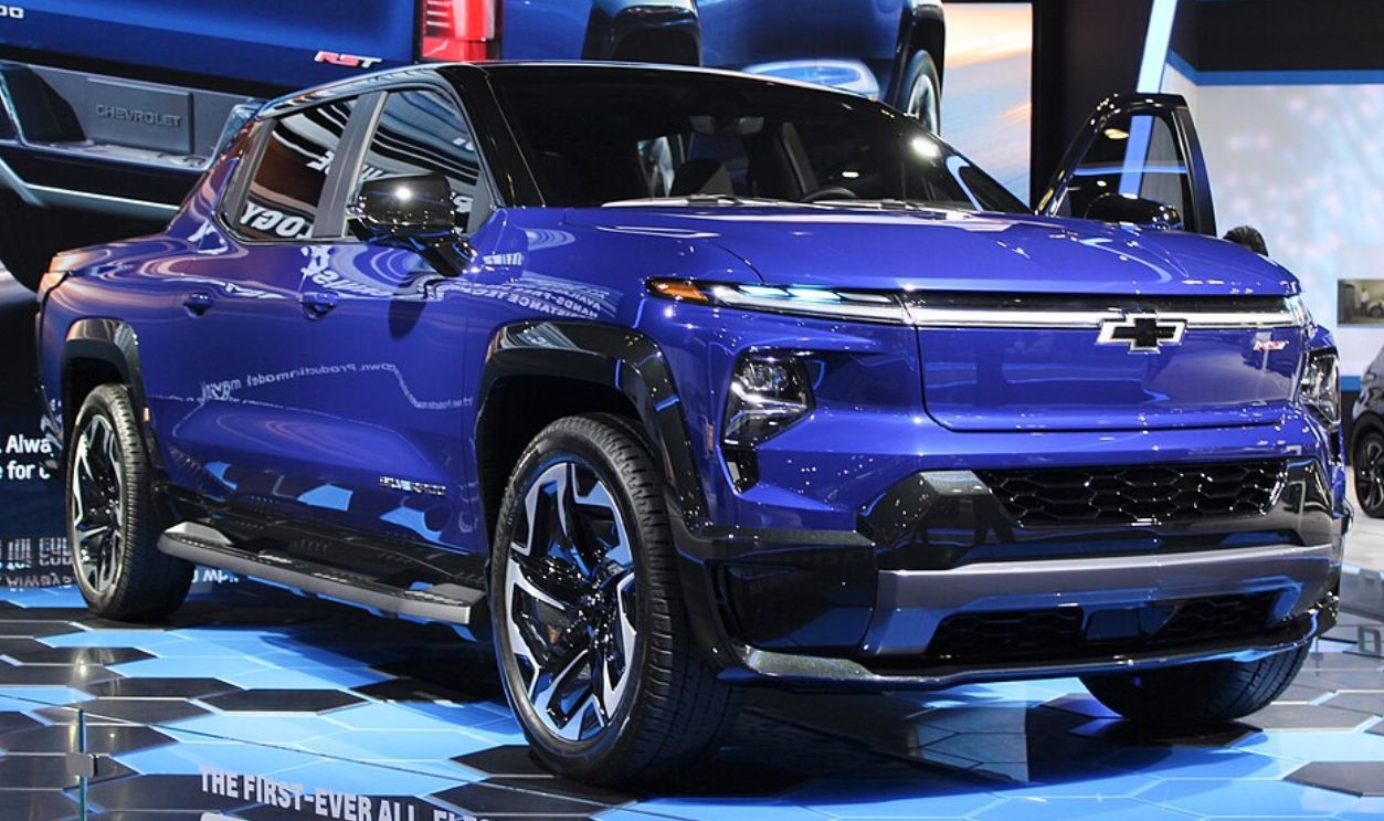 Chevrolet Silverado EV RST Max Range