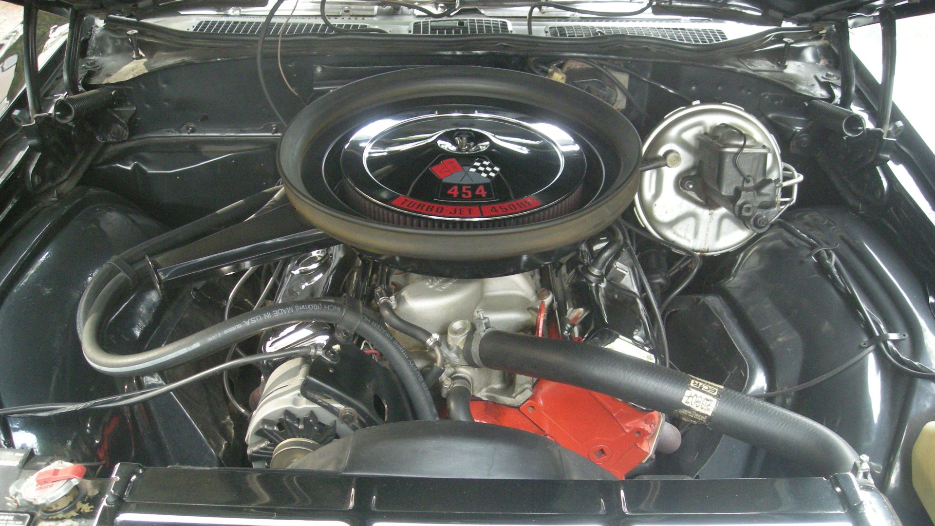 File:2014 Rolling Sculpture Car Show 47 (1970 Chevrolet Chevelle SS 454 engine).jpg