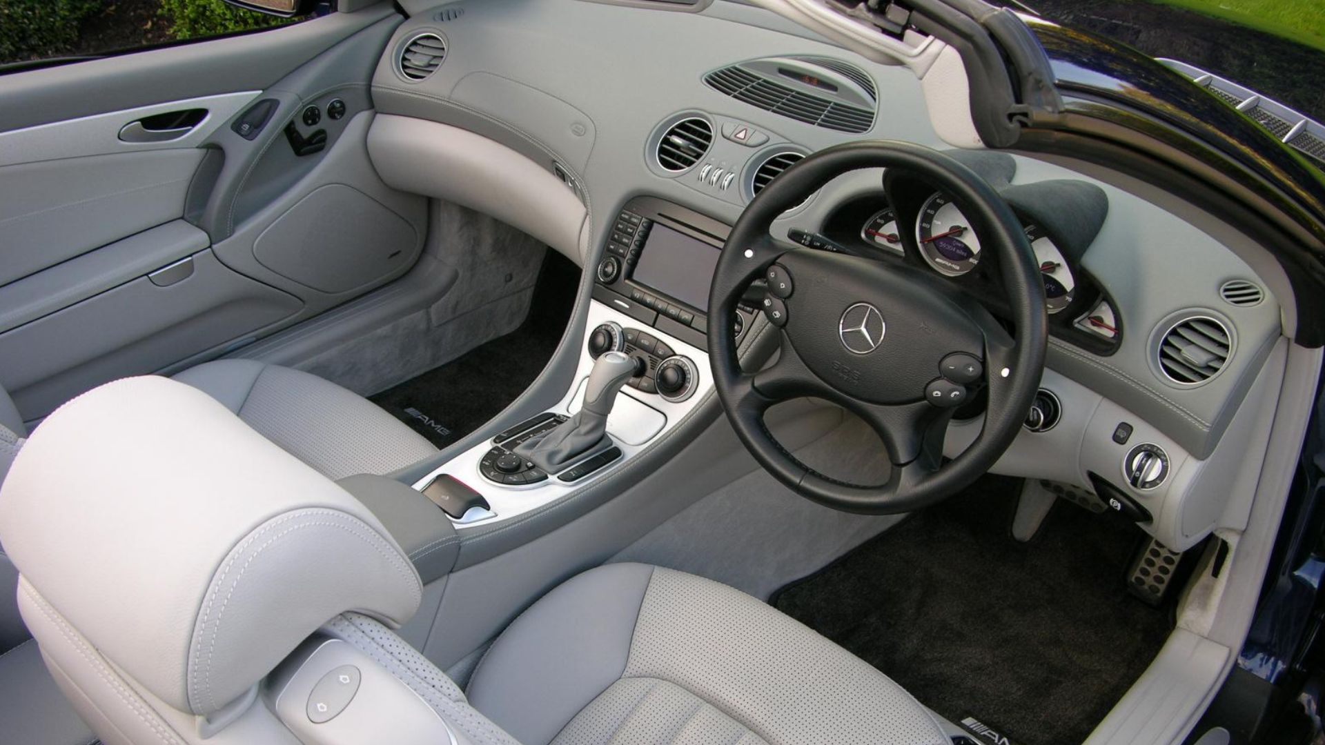 File:Mercedes Benz SL55 AMG - Flickr - The Car Spy (15).jpg