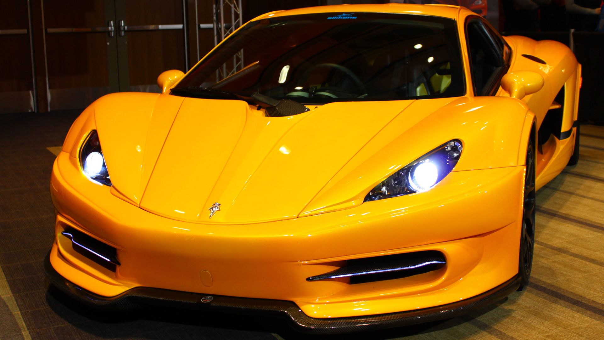 File:HTT Pléthore front view.jpg