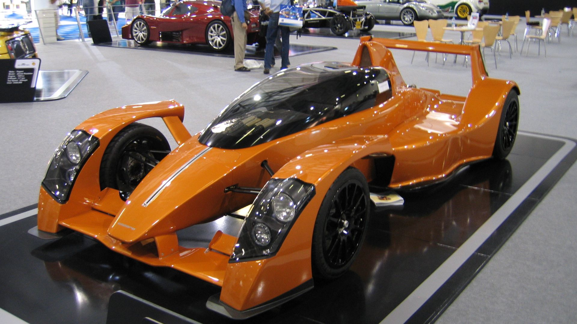 File:Caparo T1 British International Motorshow 2006 195999165.jpg