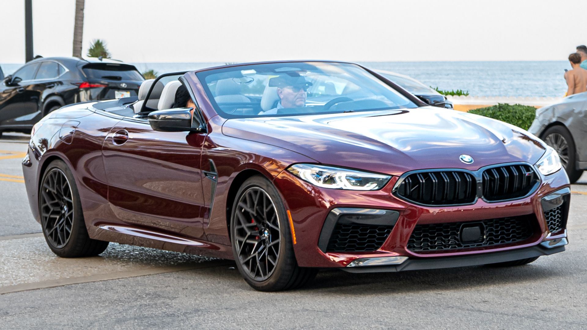File:BMW M8 Competition Cabriolet (F91) Miami Metro Area, USA (2).jpg
