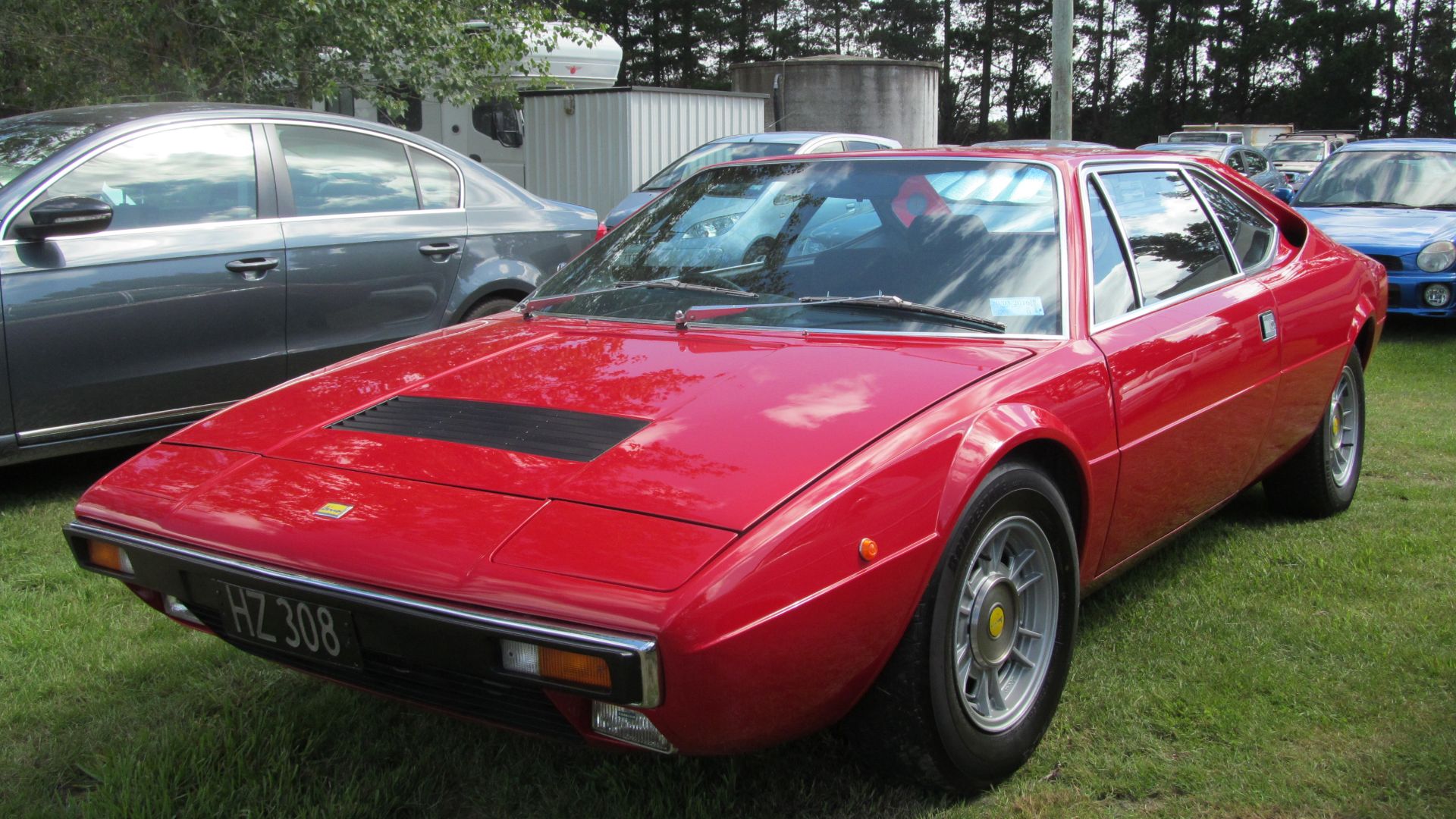 File:1975 Ferrari 308 GT4 (25687871115).jpg