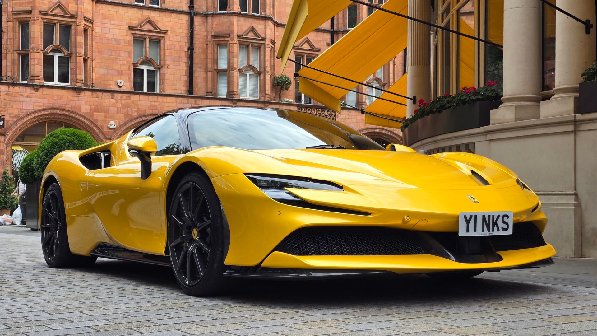 File:2023 Ferrari SF90 3.jpg