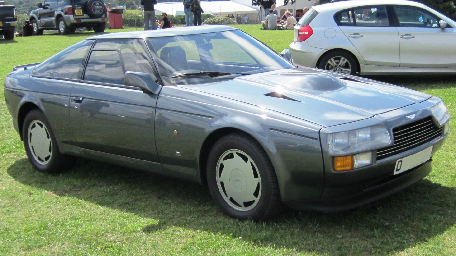 File:Aston Martin V8 Zagato registered Nov 1986 5340cc.jpg