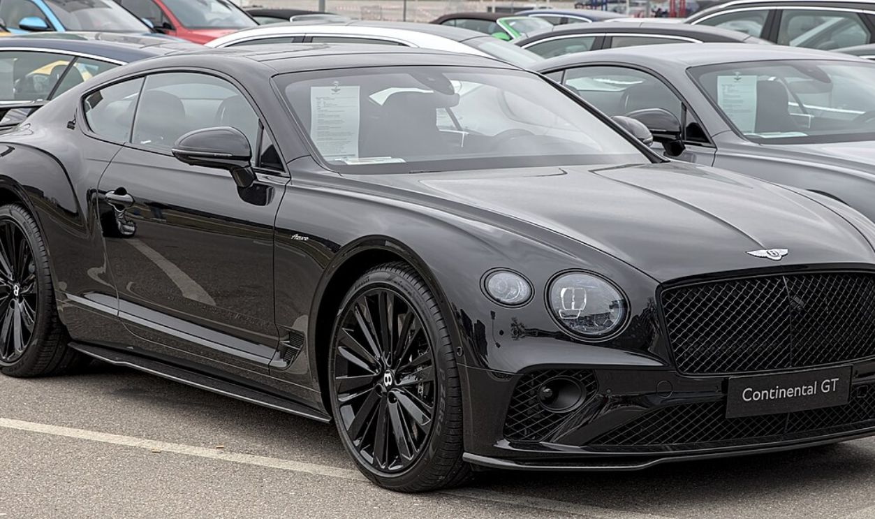 Alexander-93, Wikimedia Commons