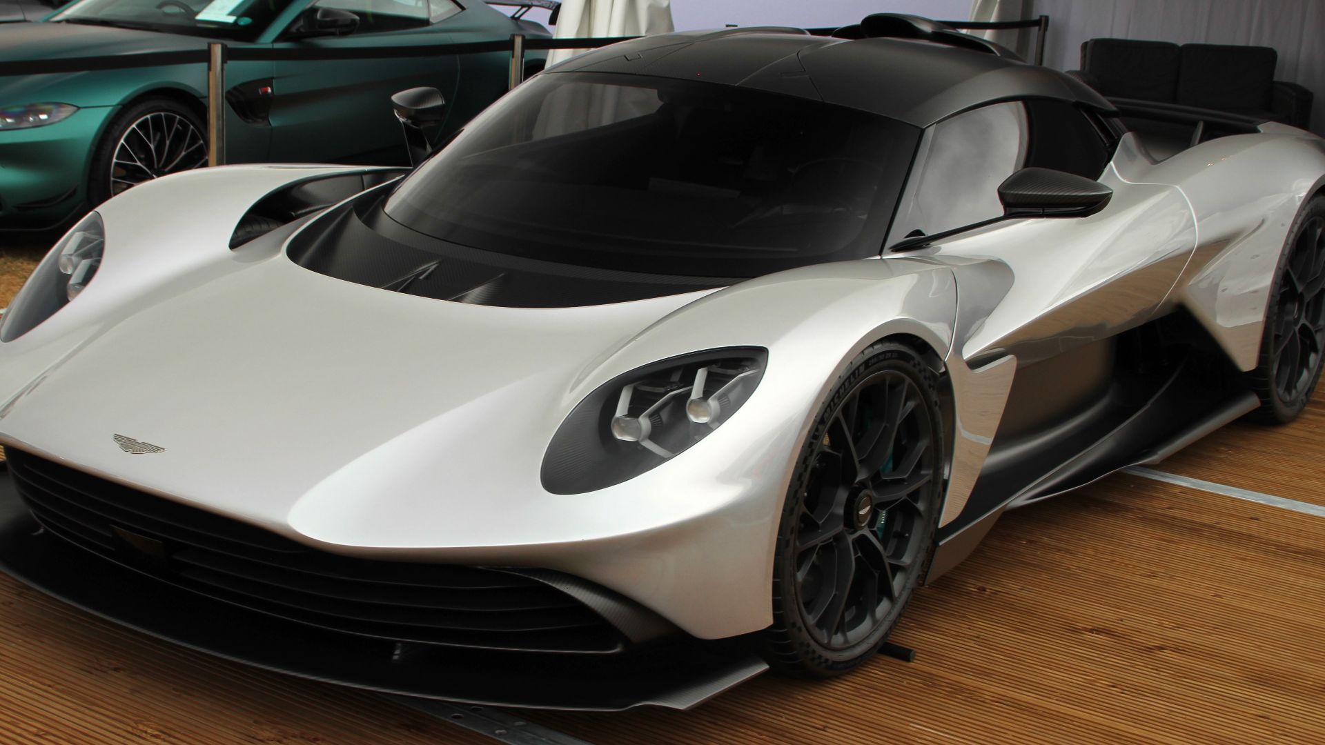 File:2022 Aston Martin Valhalla.jpg