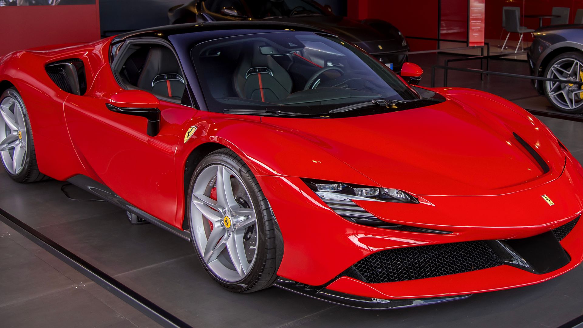 File:Red 2019 Ferrari SF90 Stradale (48264238897) (cropped).jpg