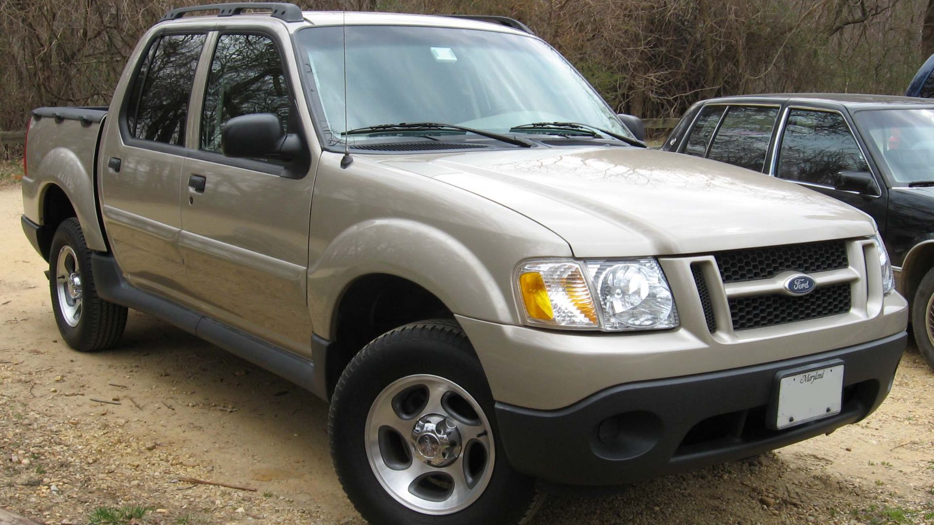 File:1st-Ford-Explorer-Sport-Trac.jpg