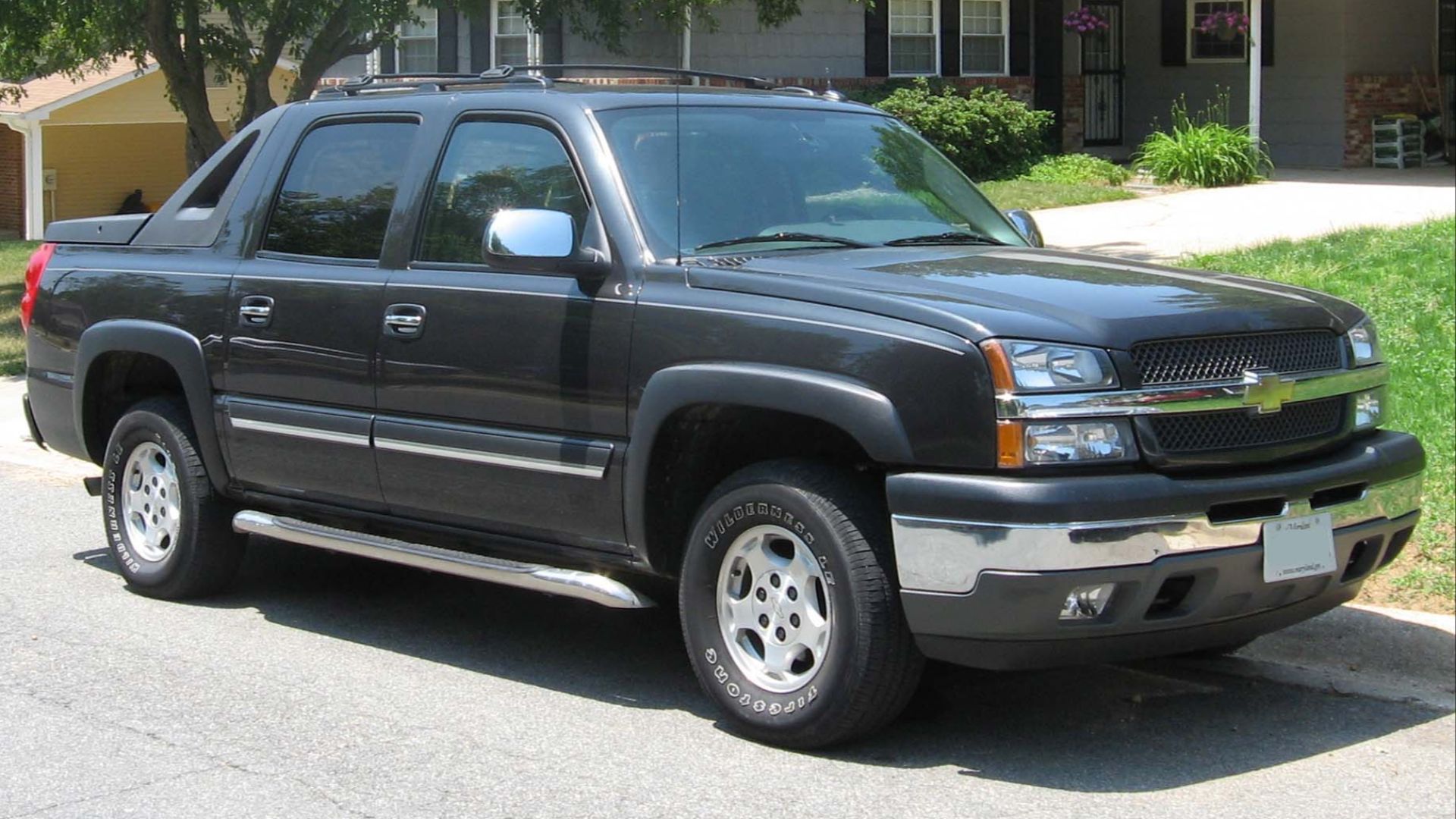 File:2003-06 Chevrolet Avalanche WBH.jpg