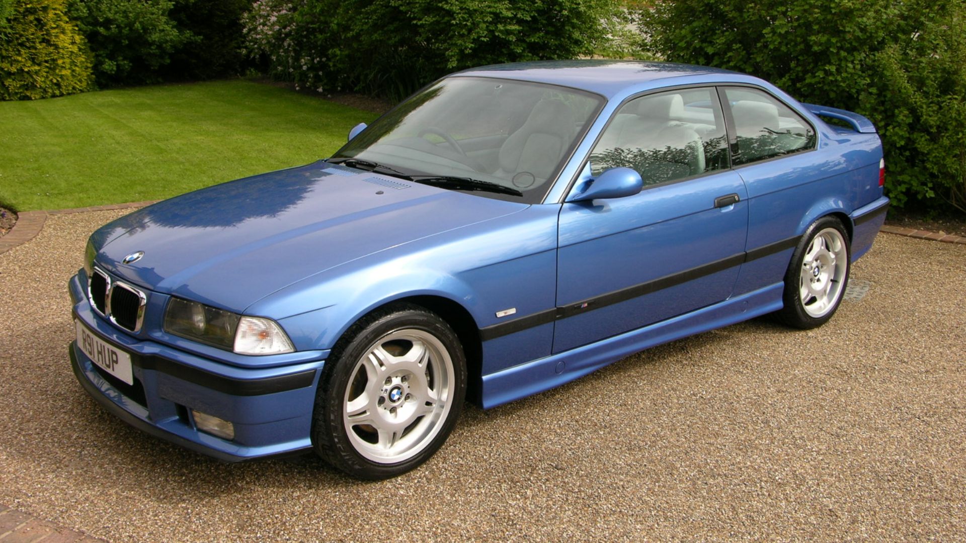 File:BMWM3E36-001.jpg